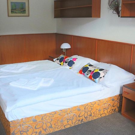 Hotel Maredis Kořenov 外观 照片