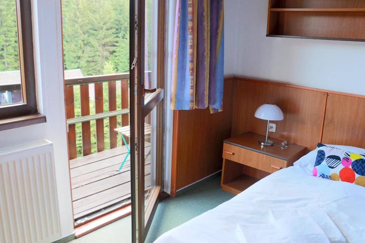Hotel Maredis Kořenov 外观 照片