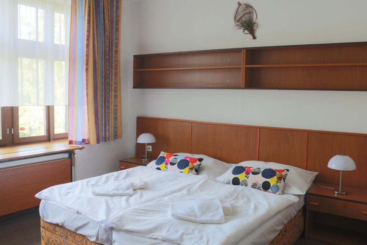 Hotel Maredis Kořenov 外观 照片