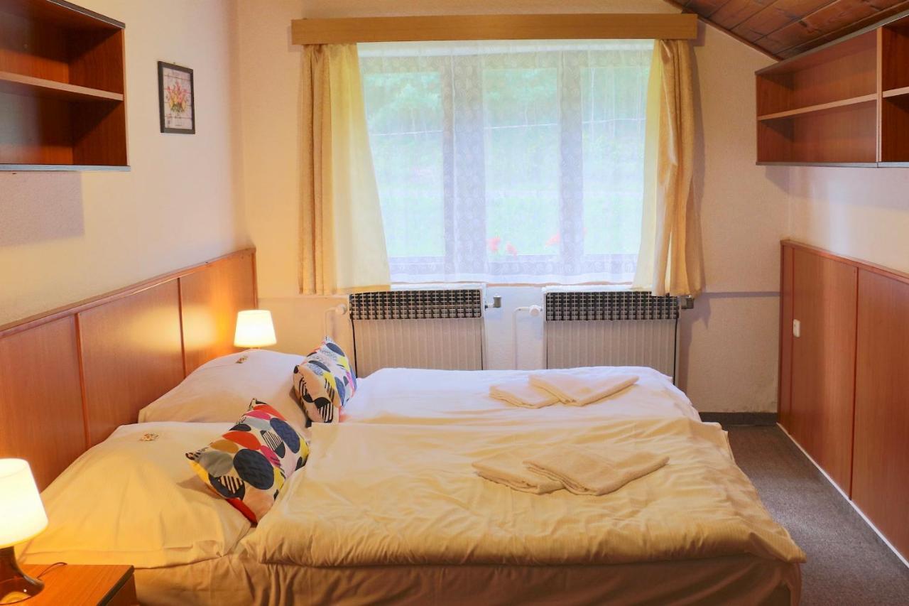 Hotel Maredis Kořenov 外观 照片