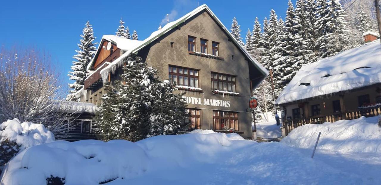 Hotel Maredis Kořenov 外观 照片