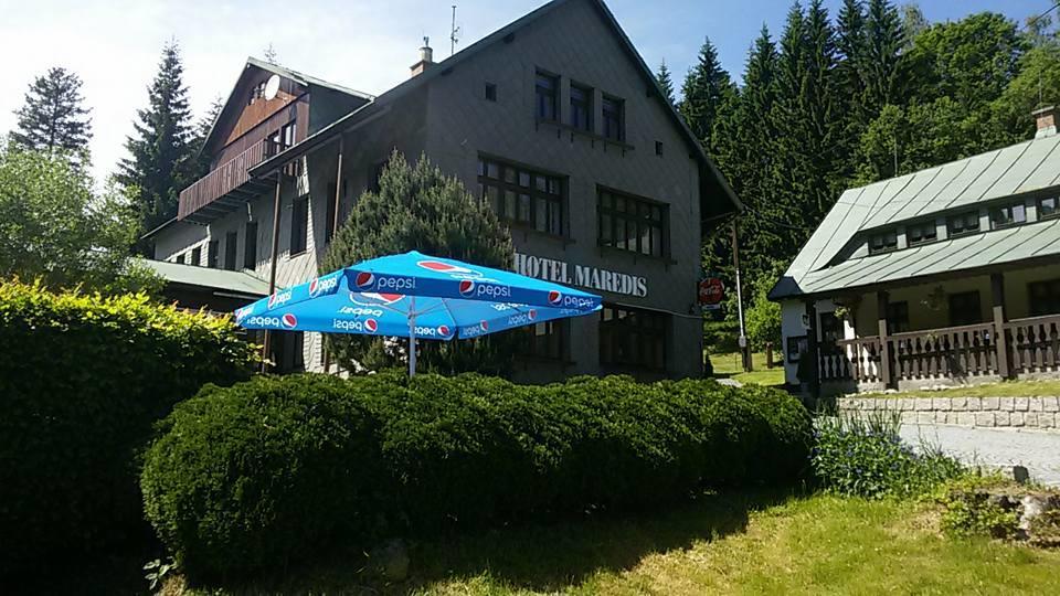 Hotel Maredis Kořenov 外观 照片