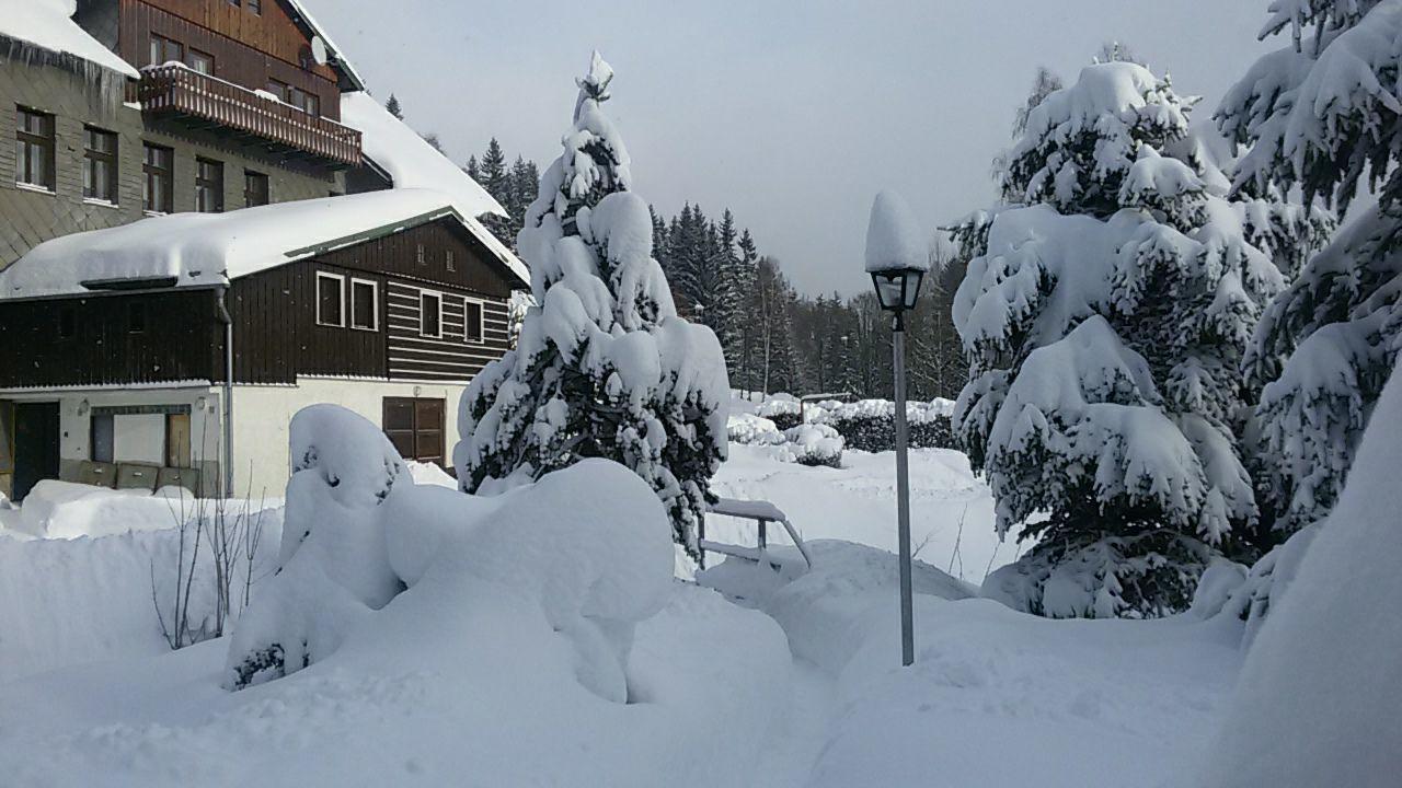 Hotel Maredis Kořenov 外观 照片