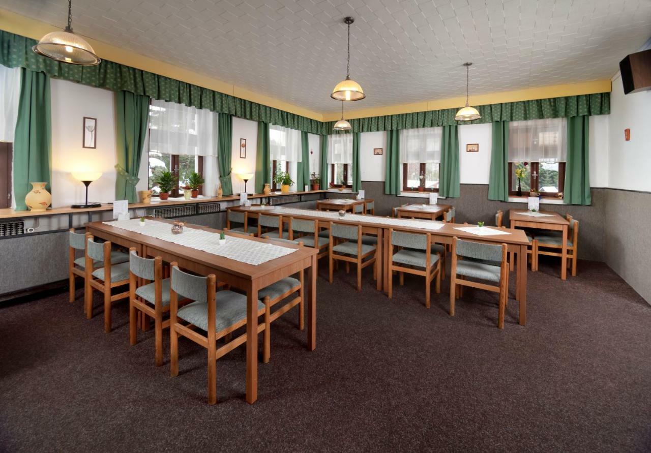 Hotel Maredis Kořenov 外观 照片