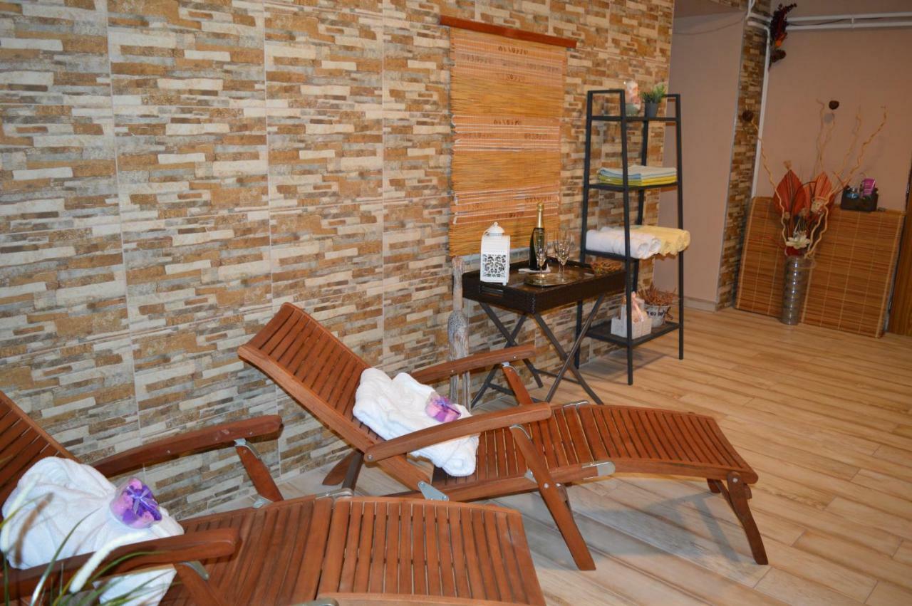 Hotel Maredis Kořenov 外观 照片